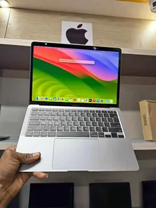 MacBook air 2020