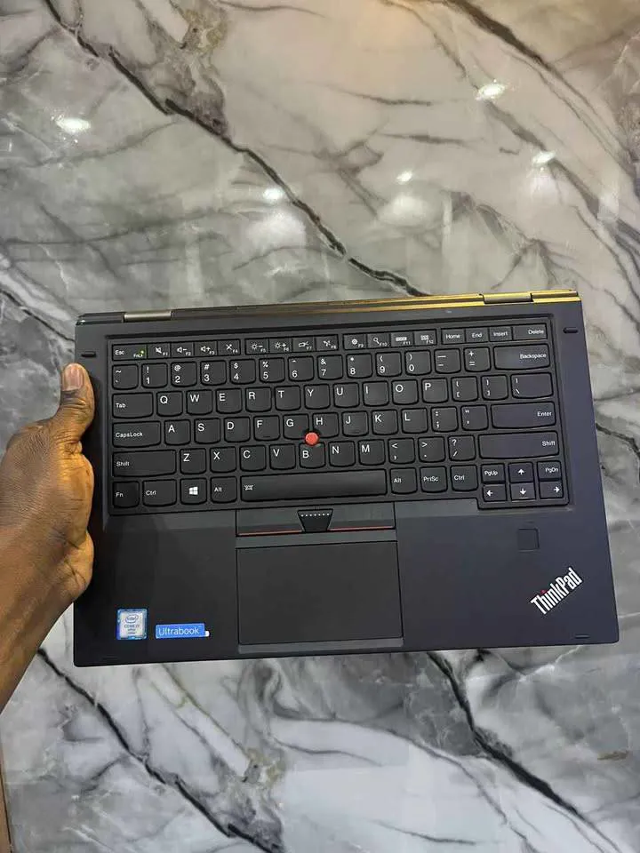 LENOVO X1 YOGA Intel Core i7 6ᵉ génération (image 10)