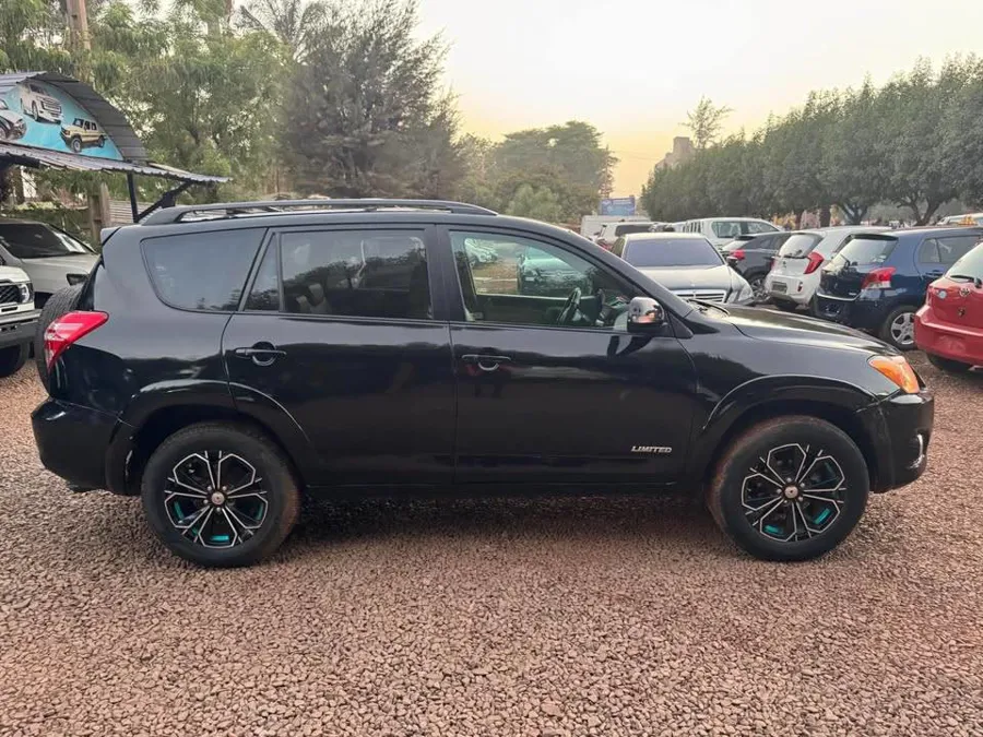 Toyota Rav4 limited 2010 (image 8)