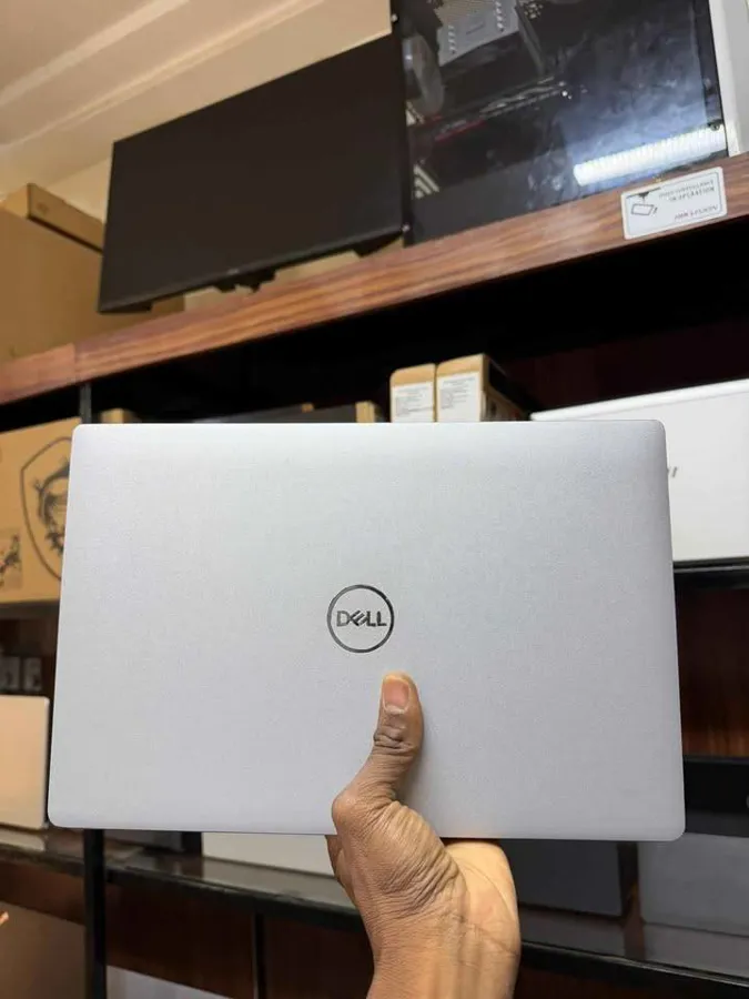 Dell latitude 5430 (image 4)