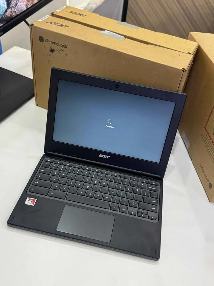 Acer Chromebook 311 (image 2)