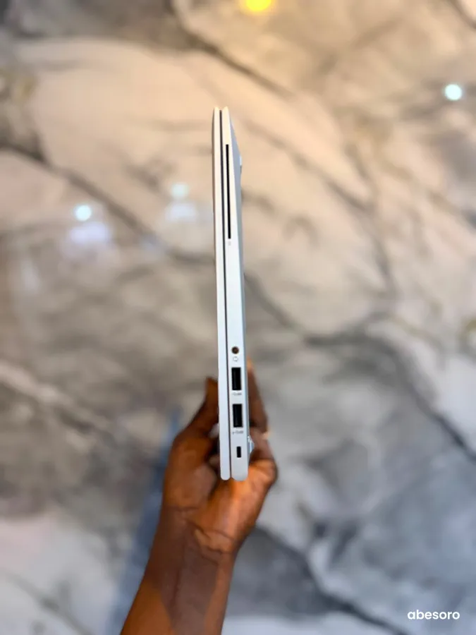 Ho EliteBook 845 G8 (image 4)