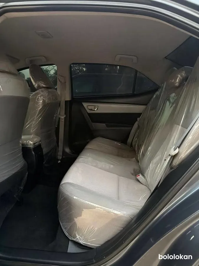 TOYOTA COROLLA LE ANNÉE 2015 (image 8)