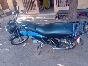 Moto TVS propre a vendre a Bamako