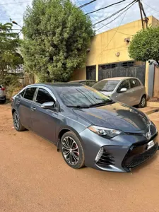 Toyota Corolla S 2014 modifié en 2017