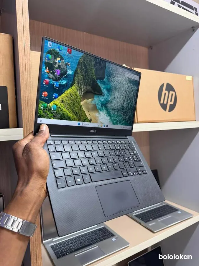 Dell XPS 13 9360 (image 3)