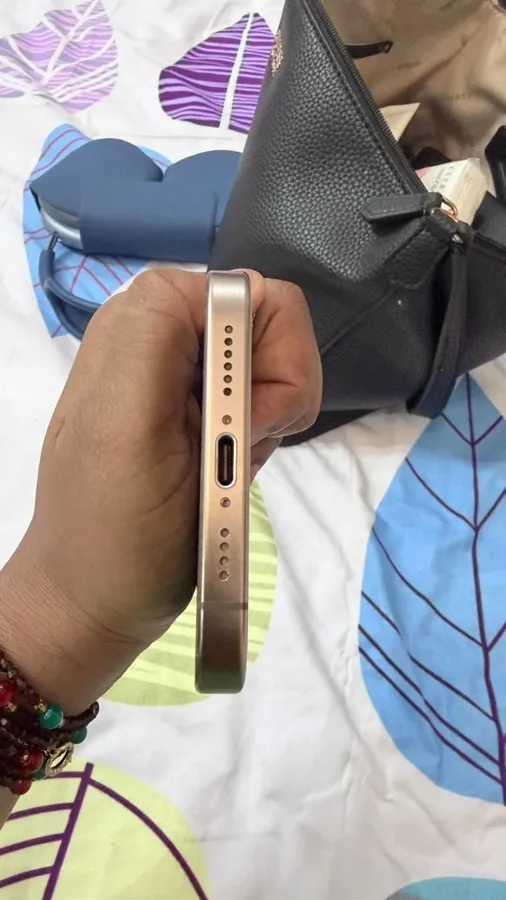 Iphone 16 PRO MAX 256 GO couleur TITANE SABLE (image 6)