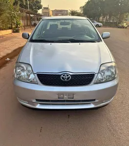 Corolla alpha 2005