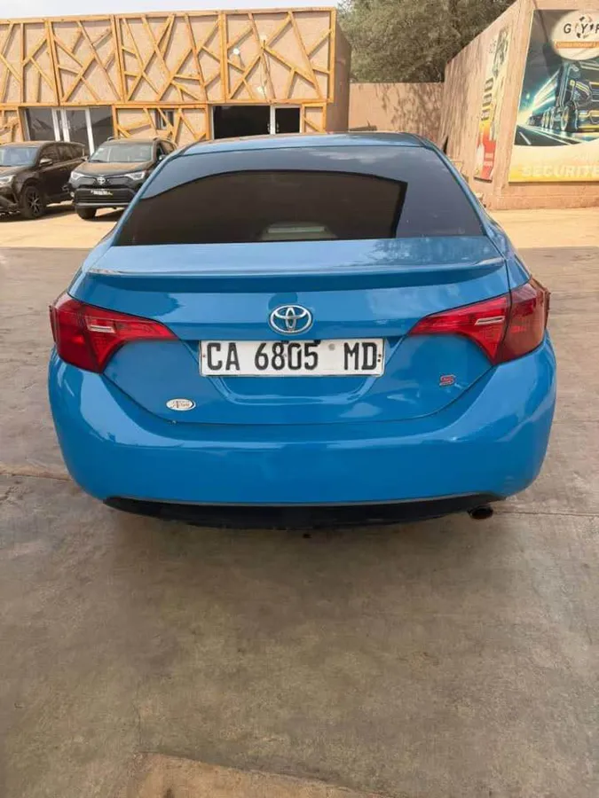 Toyota Corolla S 2014 (image 2)