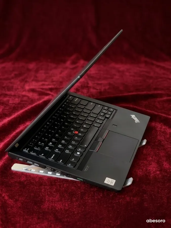 Lenovo Thinkpad T14 Gen1 (image 4)