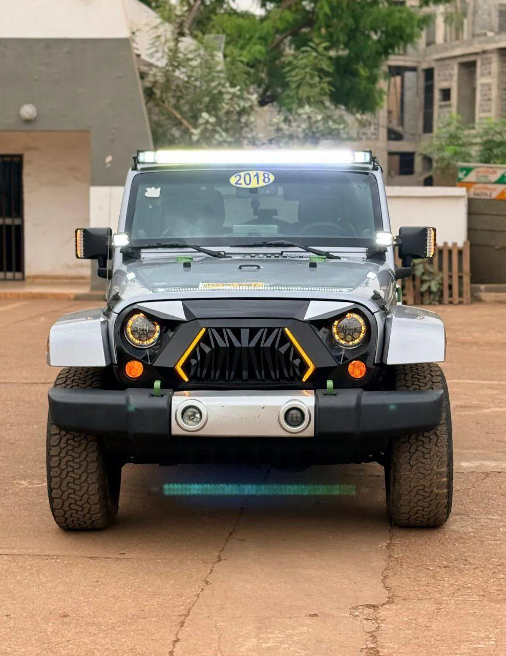 Jeep wrangler sahara 2018 (image 2)