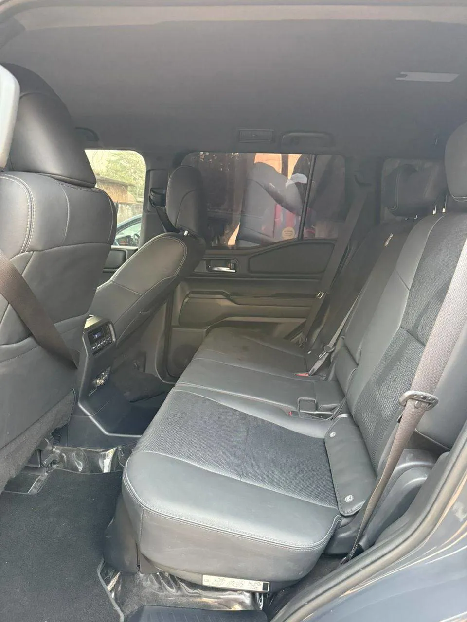 Toyota land cruiser Prado année 2025 (image 10)