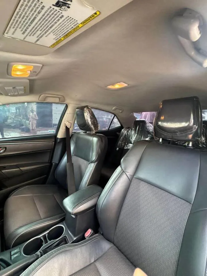 Toyota Corolla S 2014 modifié en 2017 (image 4)