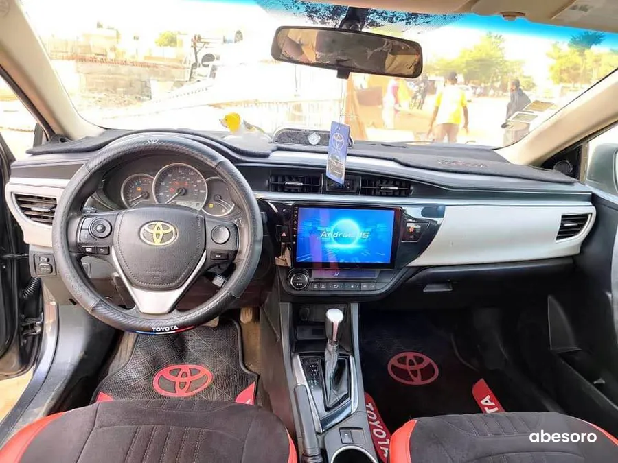 Toyota Corolla S 2014 (image 7)