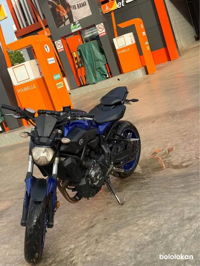 Yamaha Mt 07 année 2017 (image 5)
