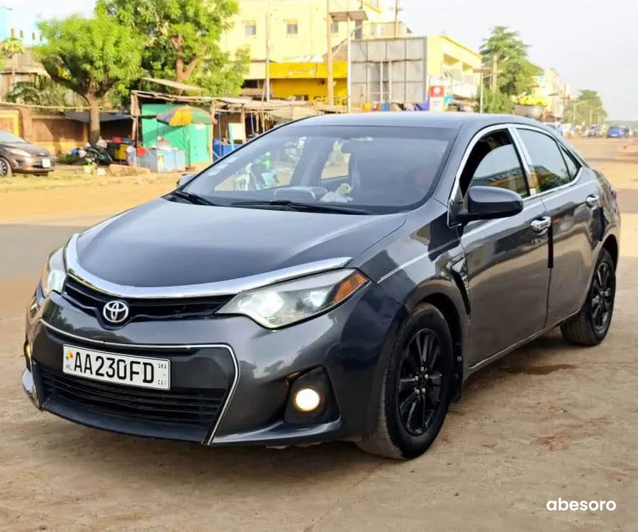 Toyota Corolla S 2014 (image 3)