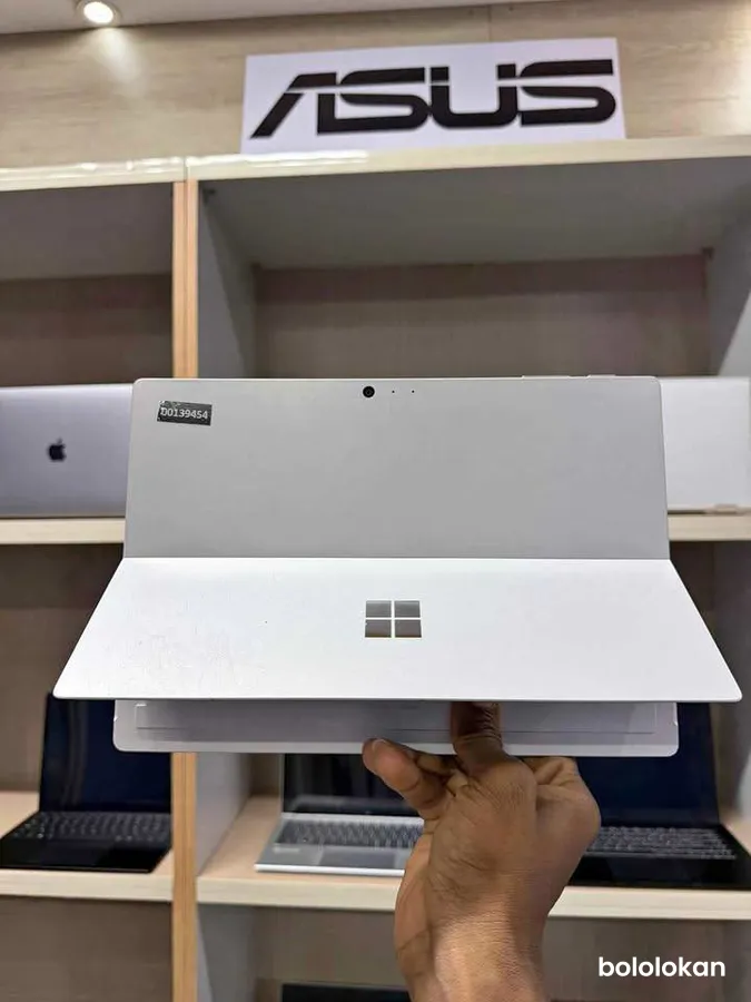 Microsoft Surface pro 5 (image 1)