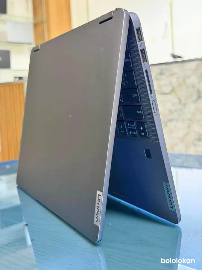Lenovo Flex 5i (image 1)