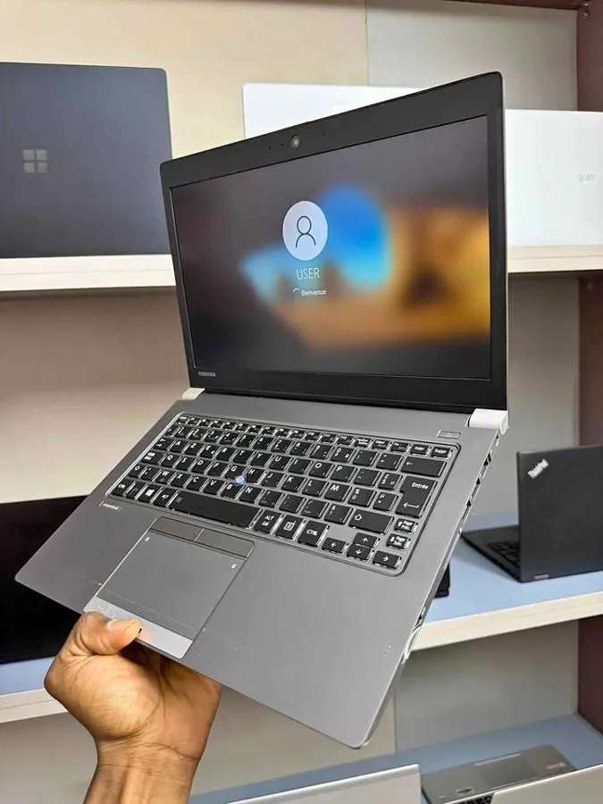 Toshiba portégé Z30-C (image 1)