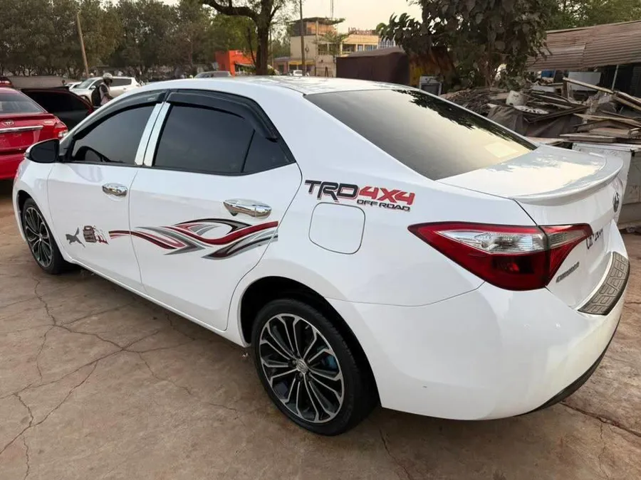 TOYOTA COROLLA S 2015 (image 5)