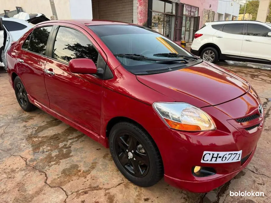 Toyota Yaris Berline (image 3)