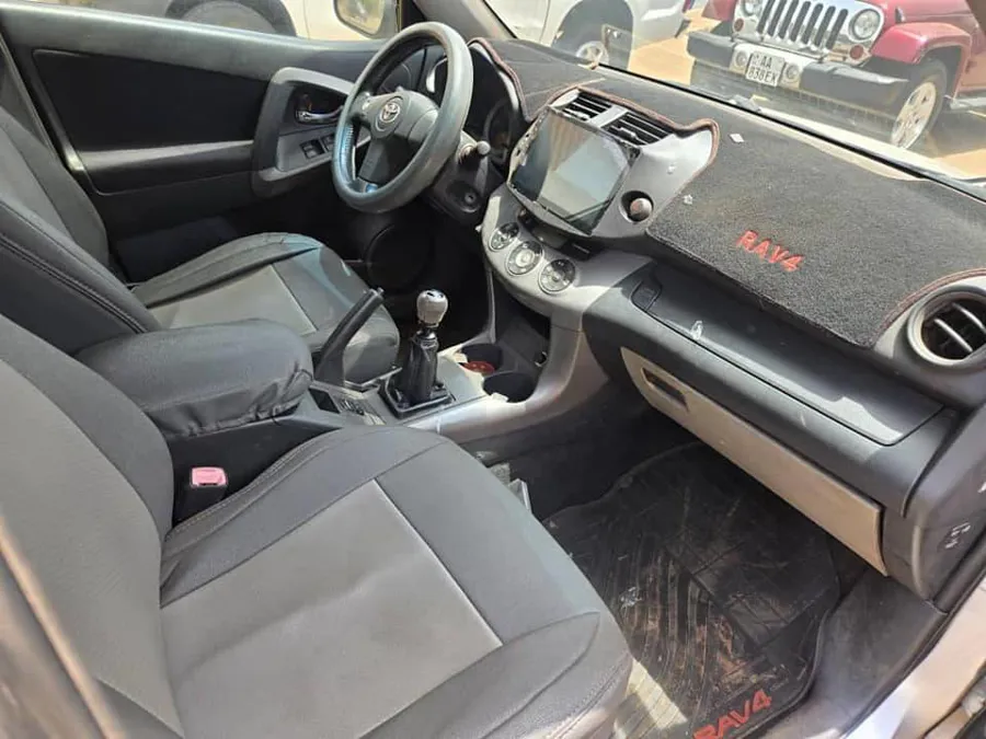 Toyota rav4 année 2008 (image 9)