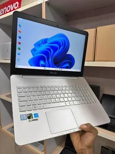 💻 ASUS N552VW