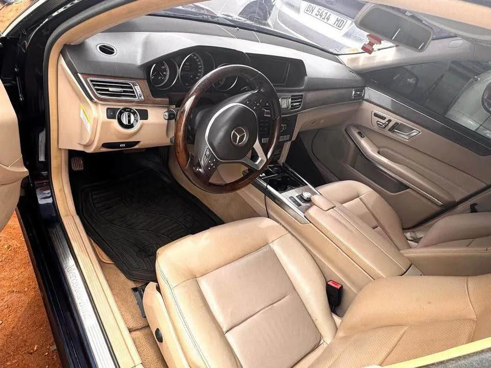 Mercedes E350 4 Matic (image 5)