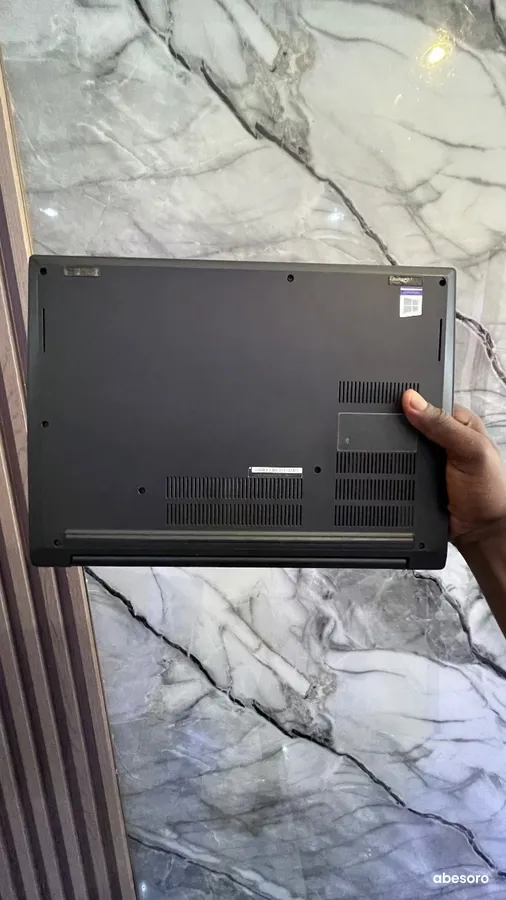 Lenovo ThinkPad E495 – Professionnel (image 5)