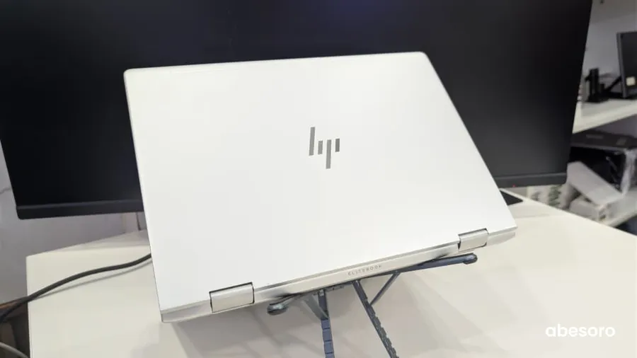 HP EliteBook x360 830 G6 (image 1)