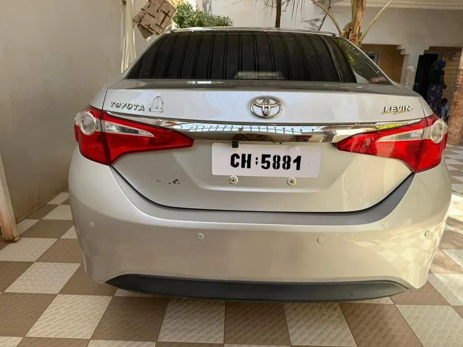 Toyota Corolla S année 2016 (image 2)