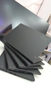  Lenovo ThinkPad X1 Carbon Gen 7