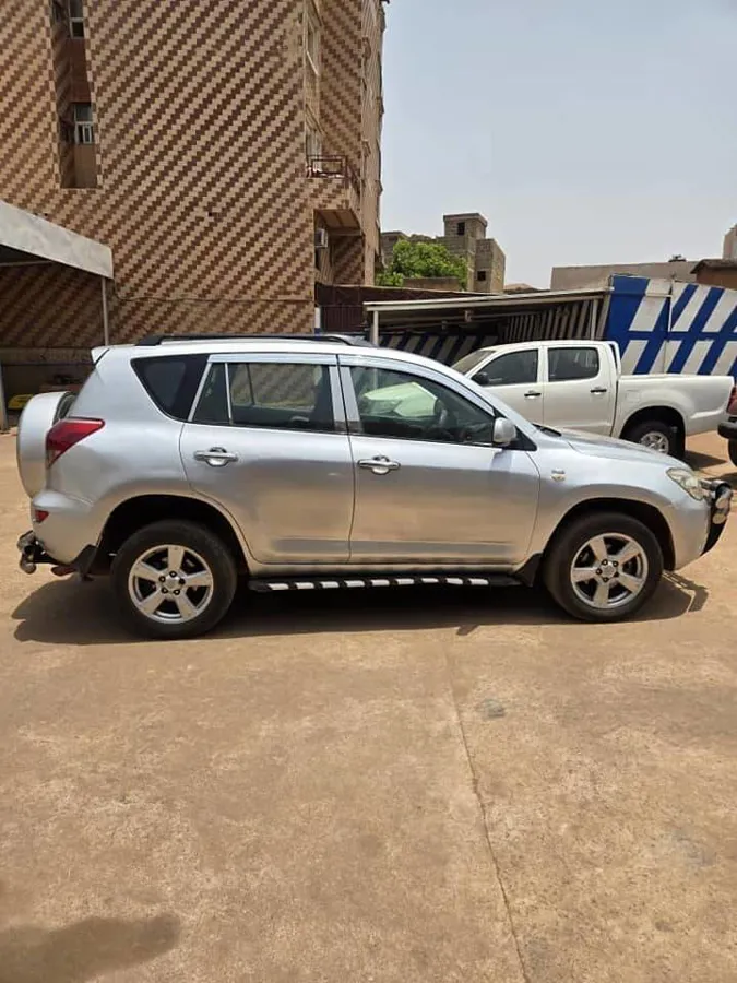 Toyota rav4 année 2008 (image 4)